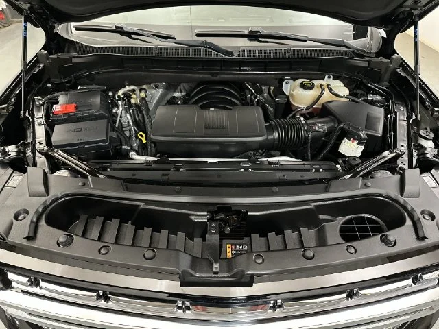 Used 2024 Black Chevrolet Premier image 20
