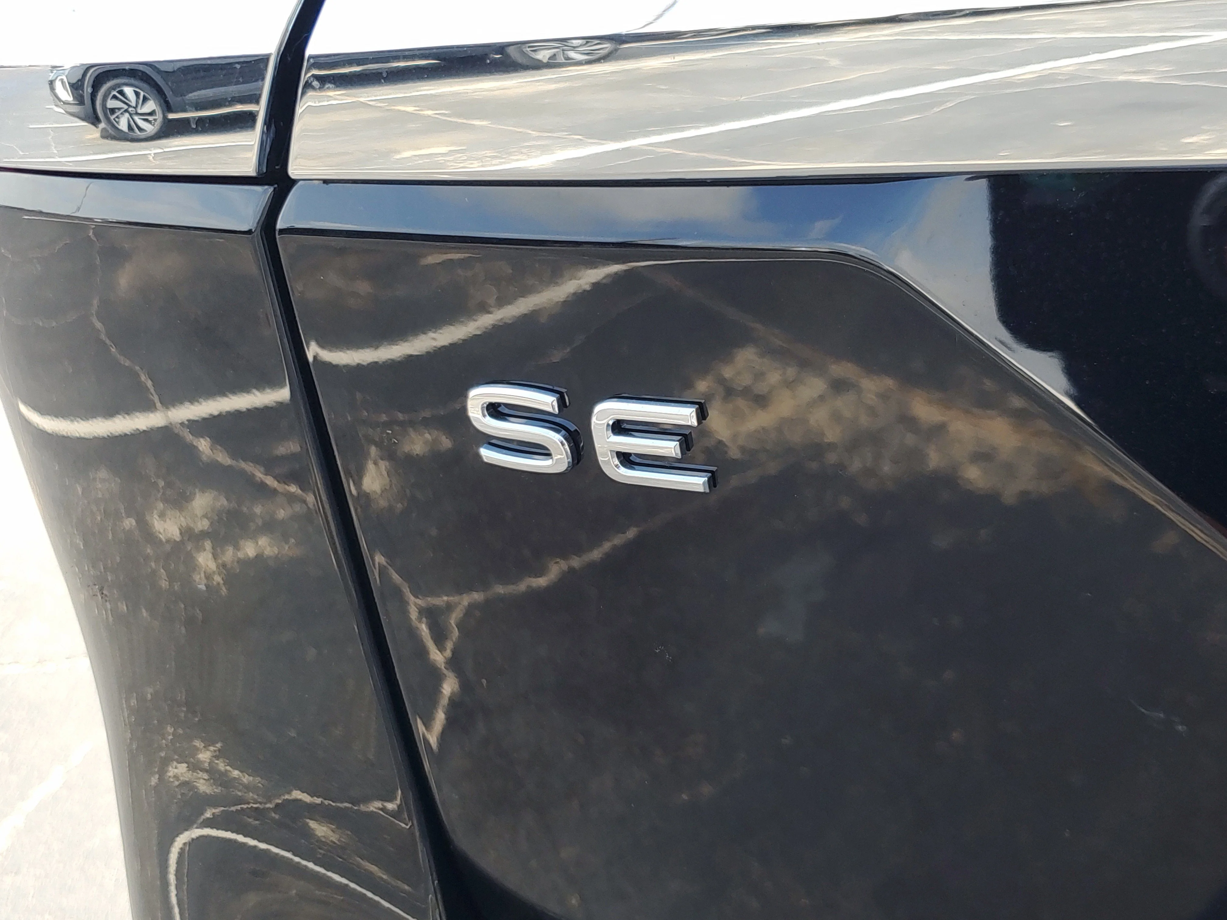New 2026 Black Volkswagen 2.0T SE w/Technology image 5