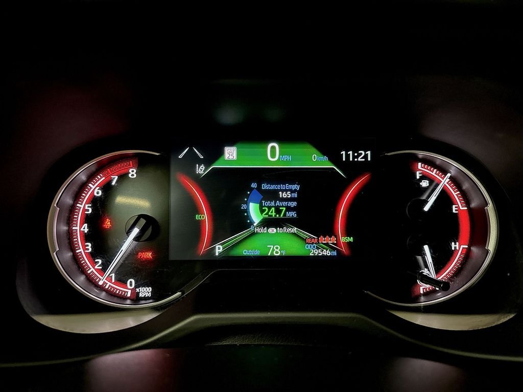 Used 2025 White Toyota XLE image 10