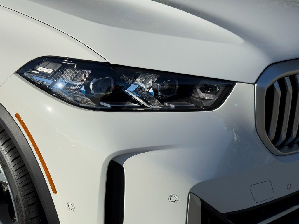 2026 BMW X5 50e - Photo 8