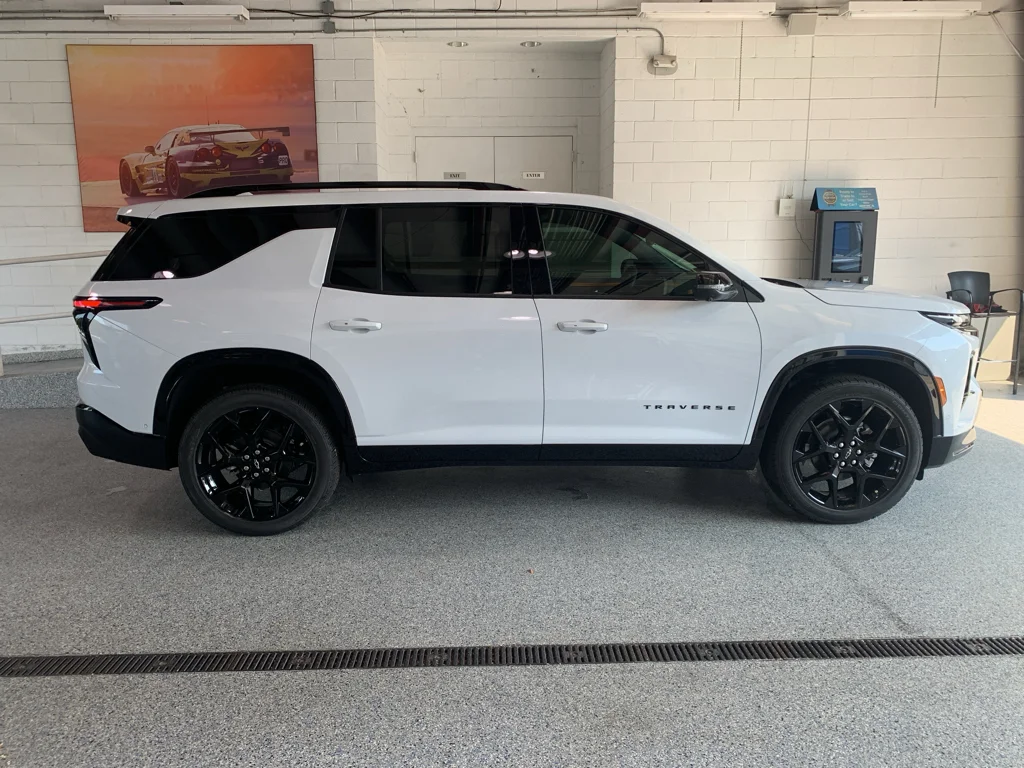 2026 Chevrolet Traverse RS - Photo 12