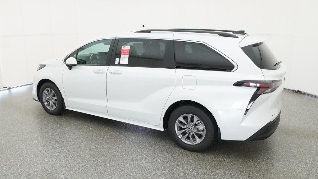 New 2026 Wind Chill Pearl Toyota XLE image 54