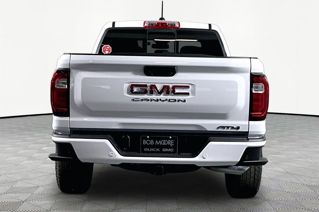 New 2026 Summit White GMC AT4 image 4