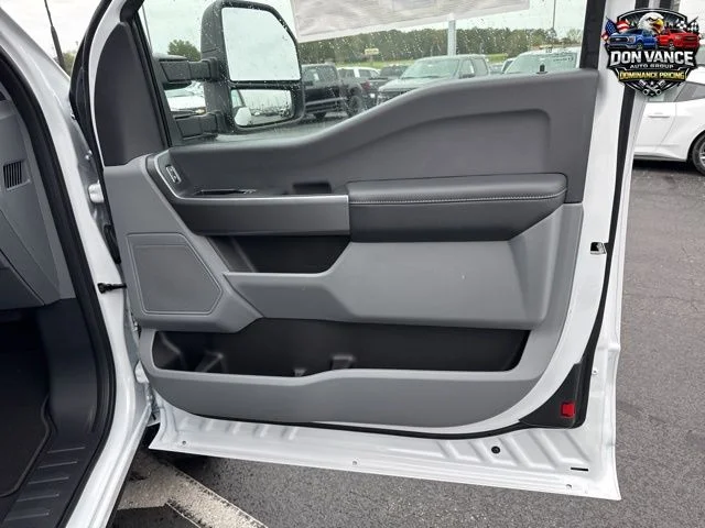 New 2026 Oxford White Ford F-350® XL image 27