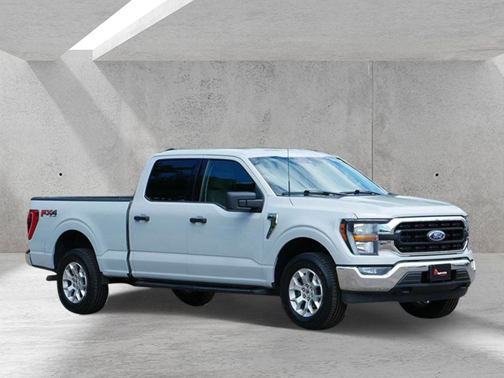 Used 2023 White Ford XLT image 1