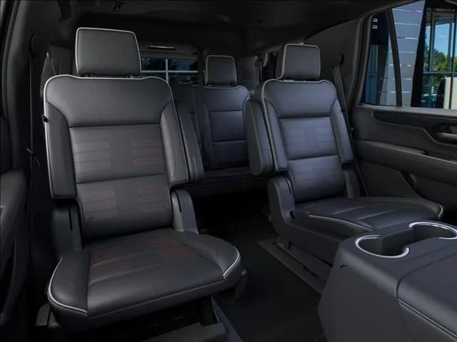 2026 GMC Yukon AT4 Ultimate - Photo 17
