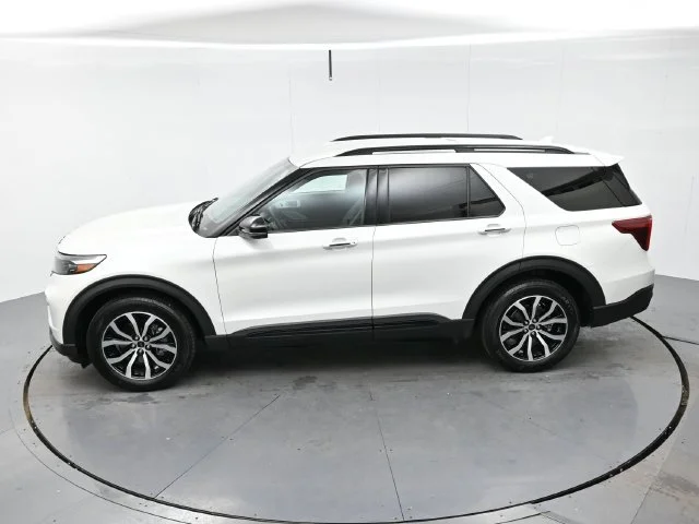 Used 2020 Star White Metallic Tri-coat Ford ST image 35