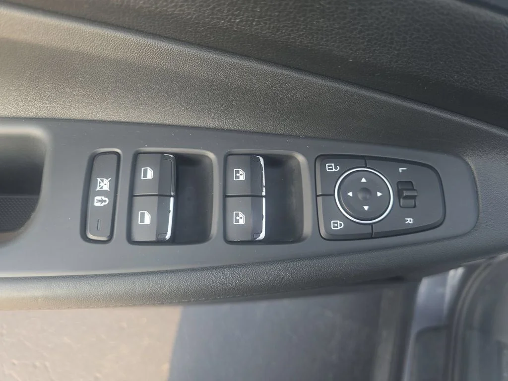 Used 2020 Gray Hyundai SEL image 35