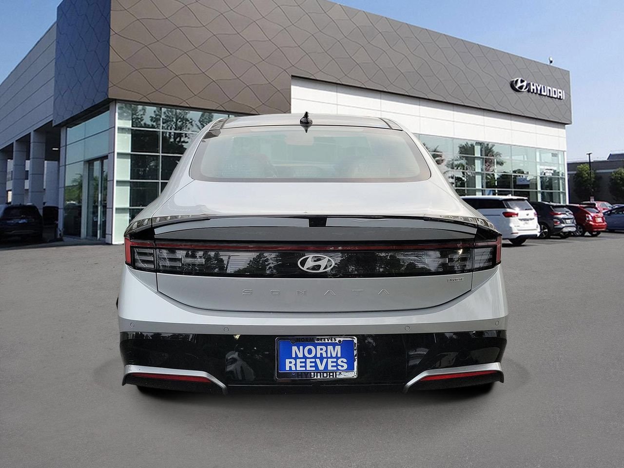 New 2026 Aero Silver Hyundai Limited image 3
