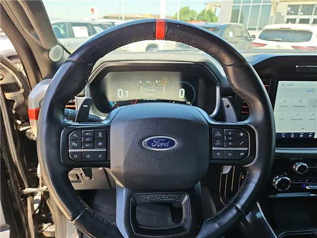 Used 2022 Agate Black Metallic Ford Raptor 4x4 SuperCrew Cab 5.5 ft. box 145 in. WB image 13