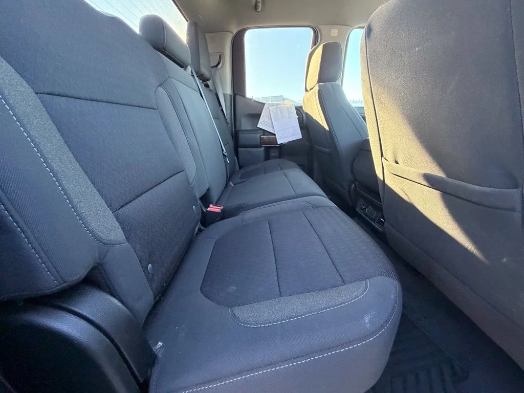 Used 2021 SUMMIT WHITE GMC Elevation image 39