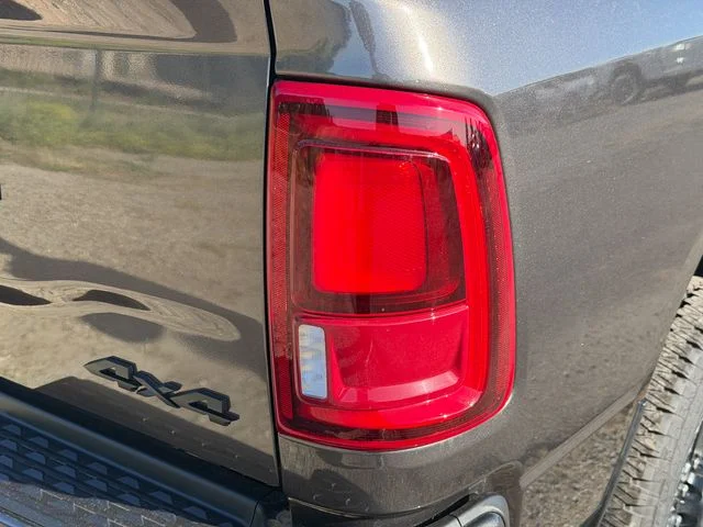 New 2026 Granite Crystal Metallic Clear-Coat Exterior Paint RAM Laramie image 9