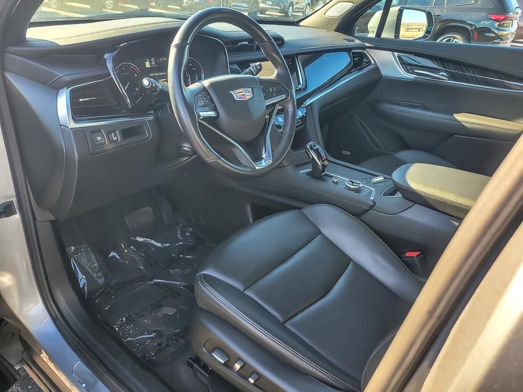 2025 CADILLAC XT6 - Image 10