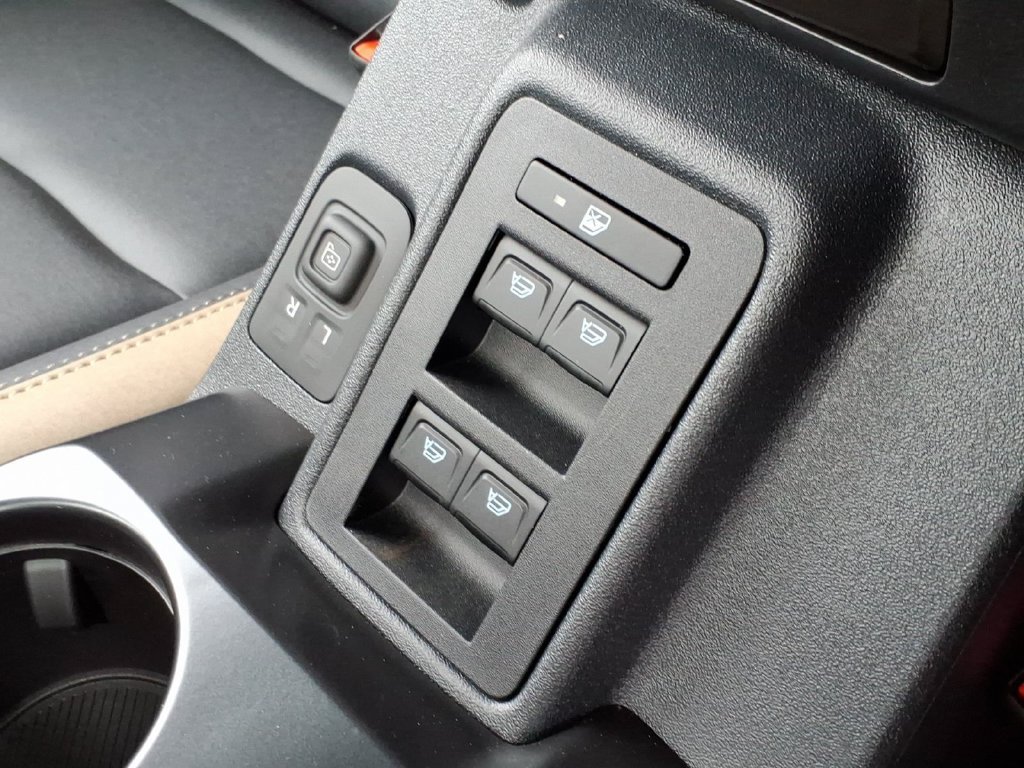 New 2026 Avalanche Gray Ford Big Bend® image 19