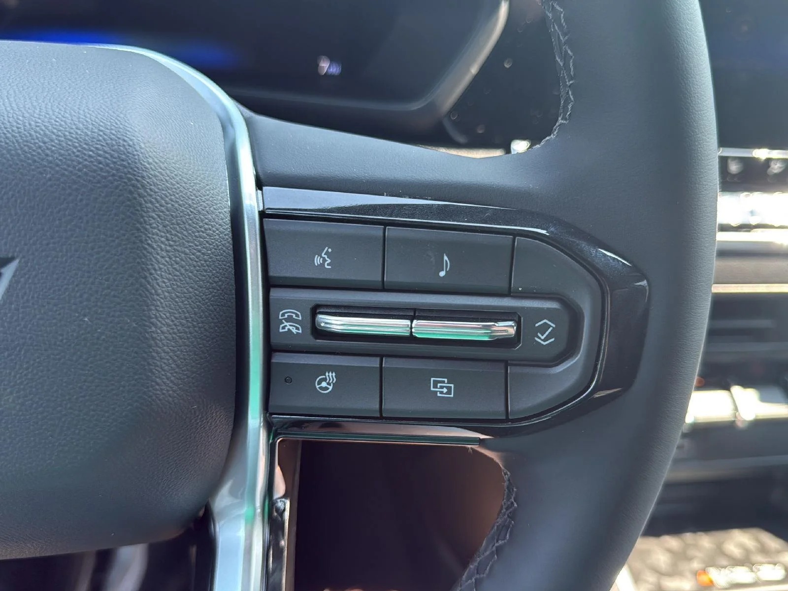 2026 Chevrolet Colorado Trail Boss - Photo 12