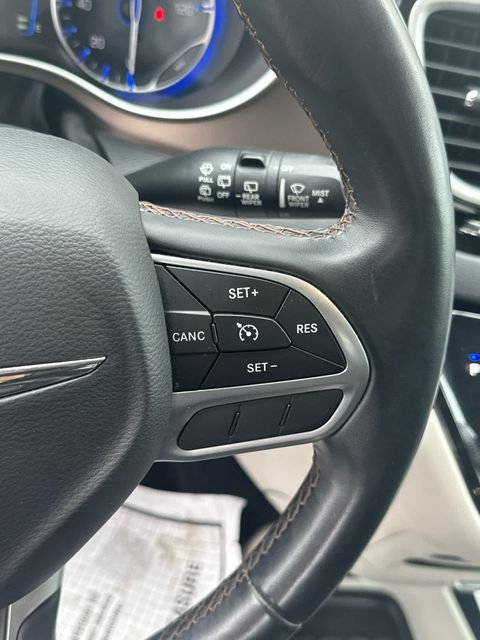 Used 2017 White Chrysler Touring L image 25
