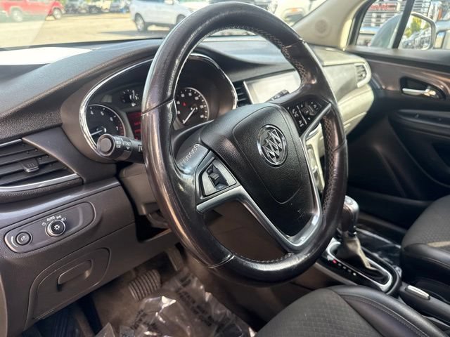 Used 2020 Includes (MDP) Anthracite lower exterior accent color, Paint code W598F. Buick Preferred image 11
