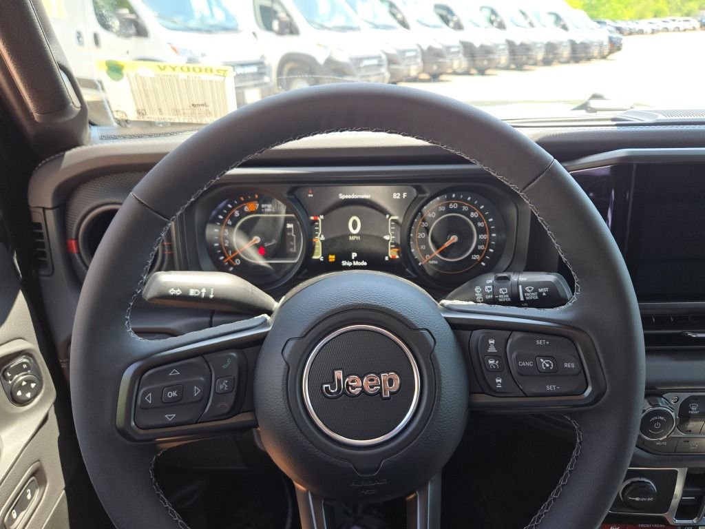 New 2026 Black Clearcoat Jeep Rubicon image 31