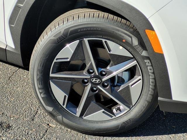 New 2026 White Hyundai SEL image 9