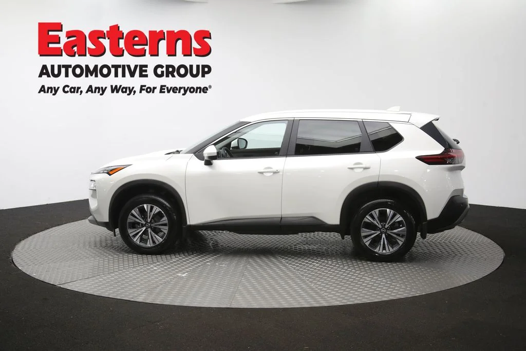 Used 2023 White Nissan SV image 59