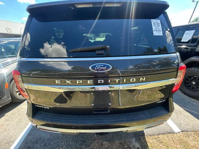 Used 2024 Gray Ford Limited image 5