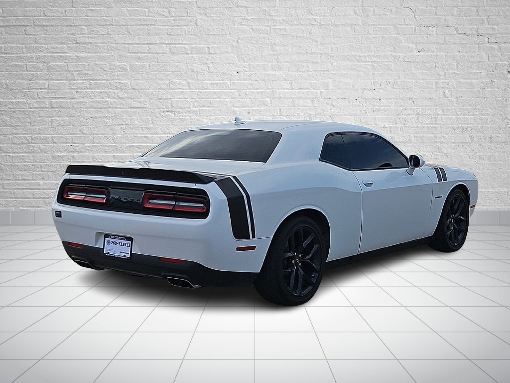 Used 2022 White Dodge R/T image 4