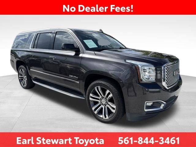 Used 2017 Silver GMC Denali image 2