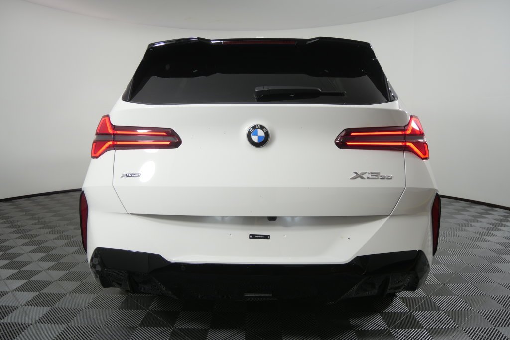 New 2026 Alpine White BMW 30 xDrive image 5