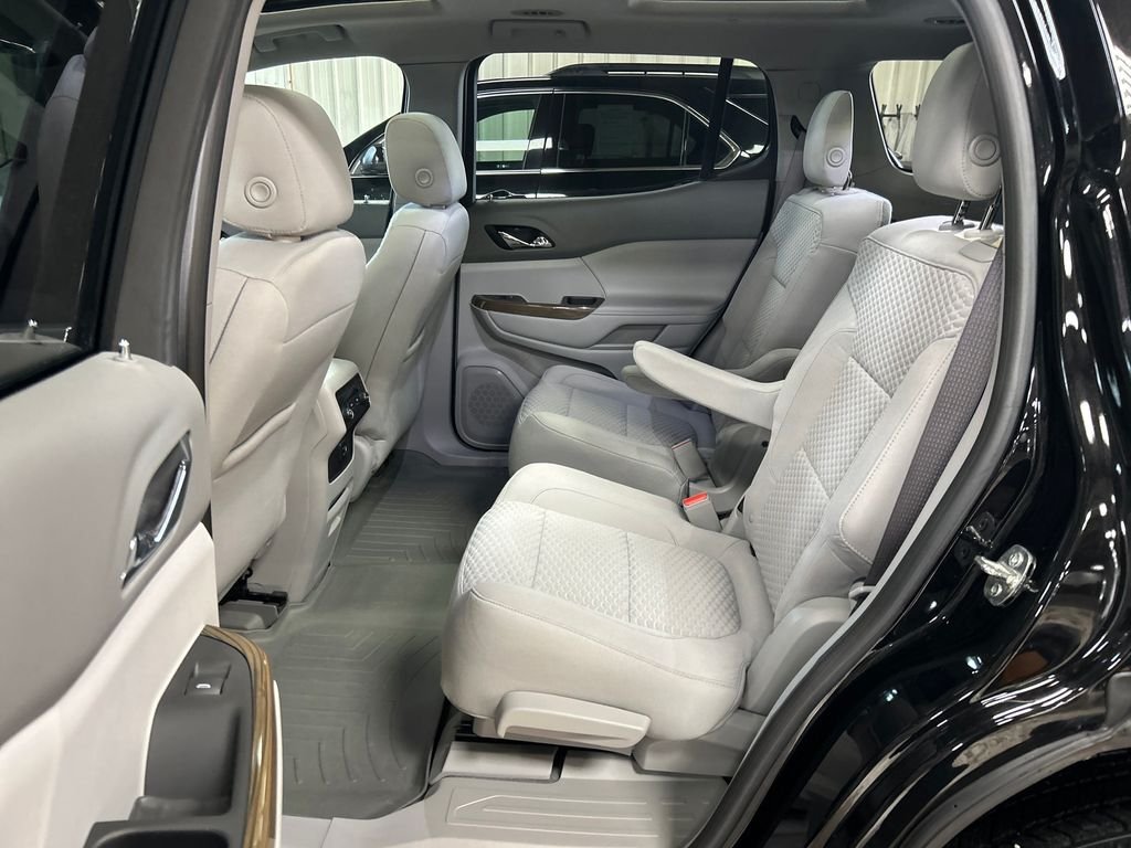 Used 2017 Black GMC SLE-2 image 21