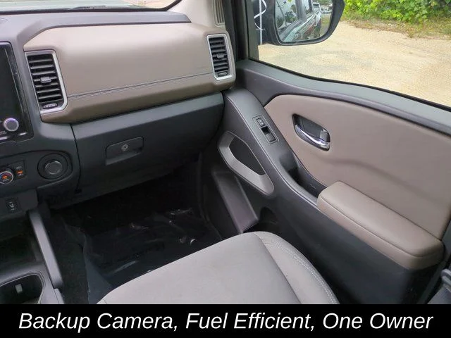 Used 2022 Green Nissan SV image 17