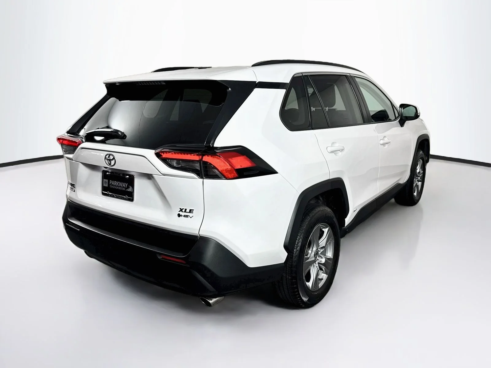 Certified Used 2025 White Toyota XLE image 7