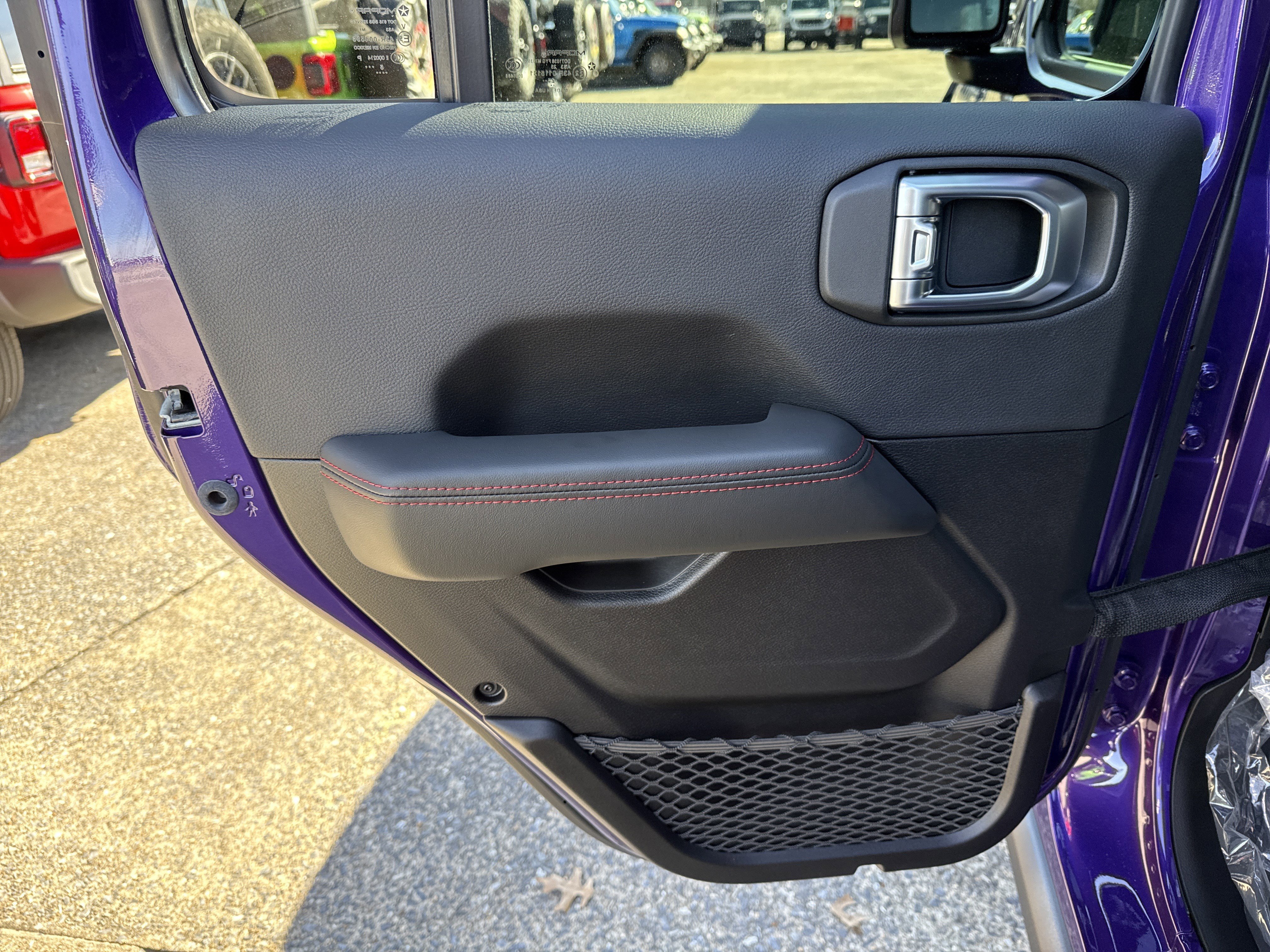 New 2026 Reign Jeep Rubicon X image 24