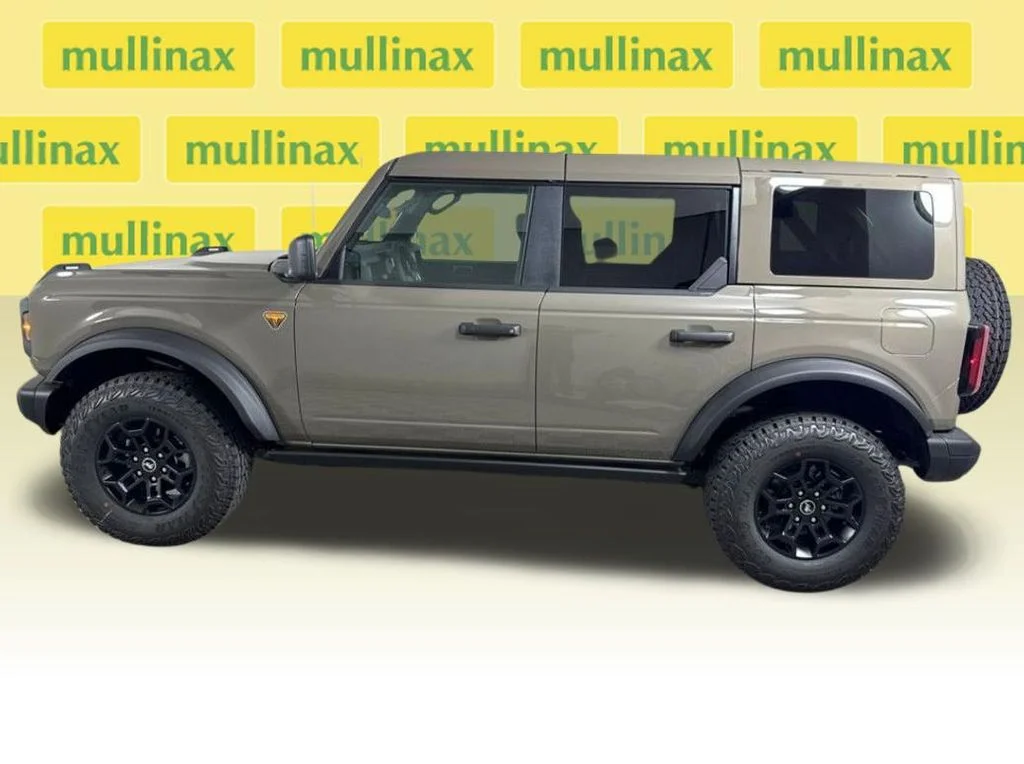 New 2026 Gray Ford Badlands image 2