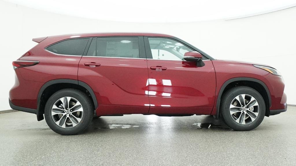 New 2026 Ruby Flare Pearl Toyota XLE image 50