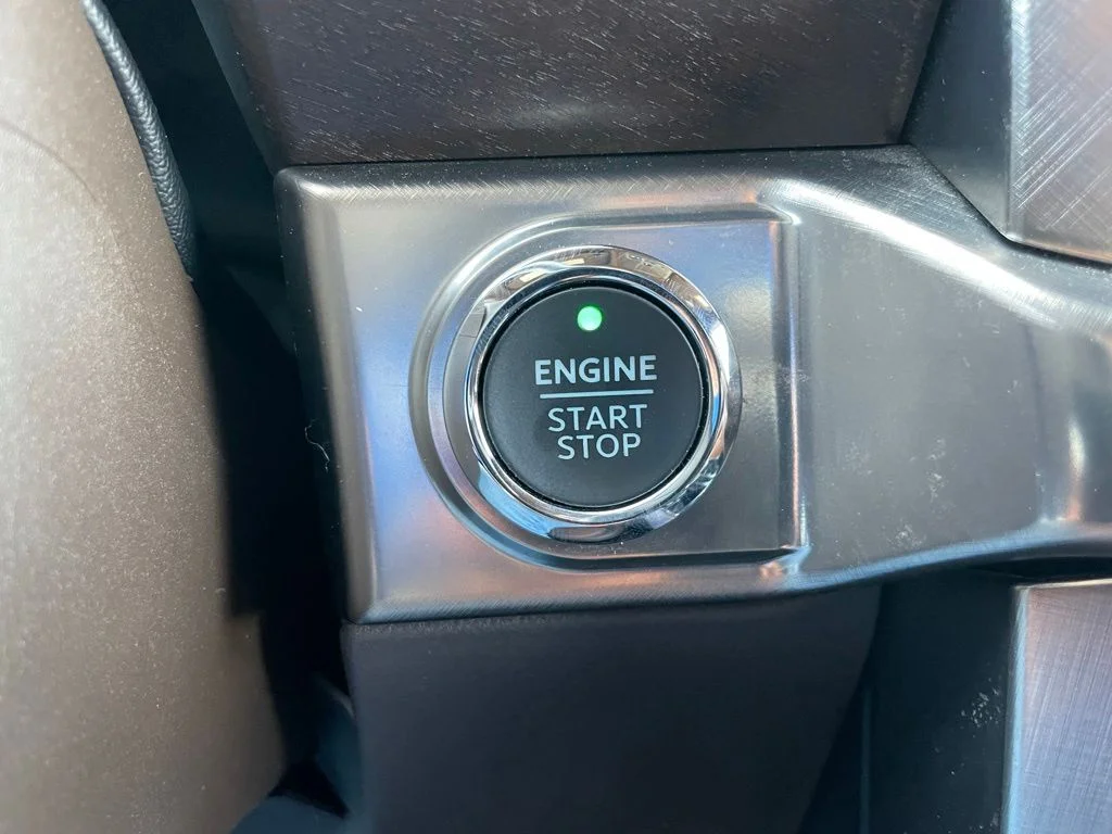 Used 2023 Antimatter Blue Metallic Ford King Ranch image 53