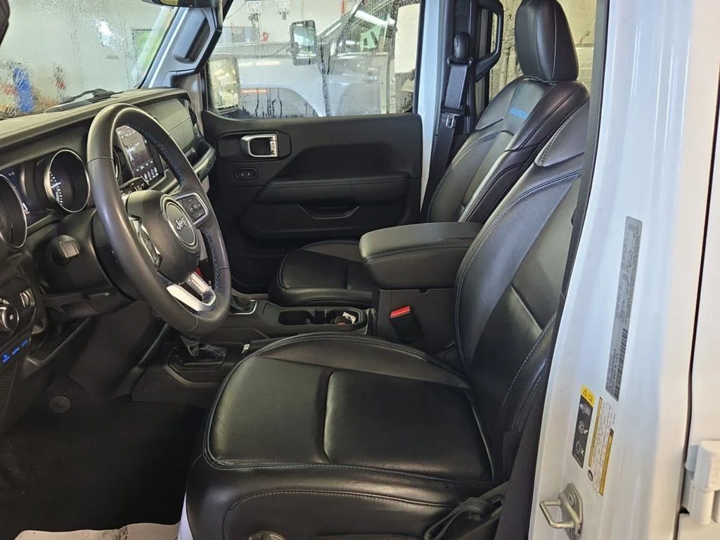 Used 2023 White Jeep Rubicon 4xe image 6