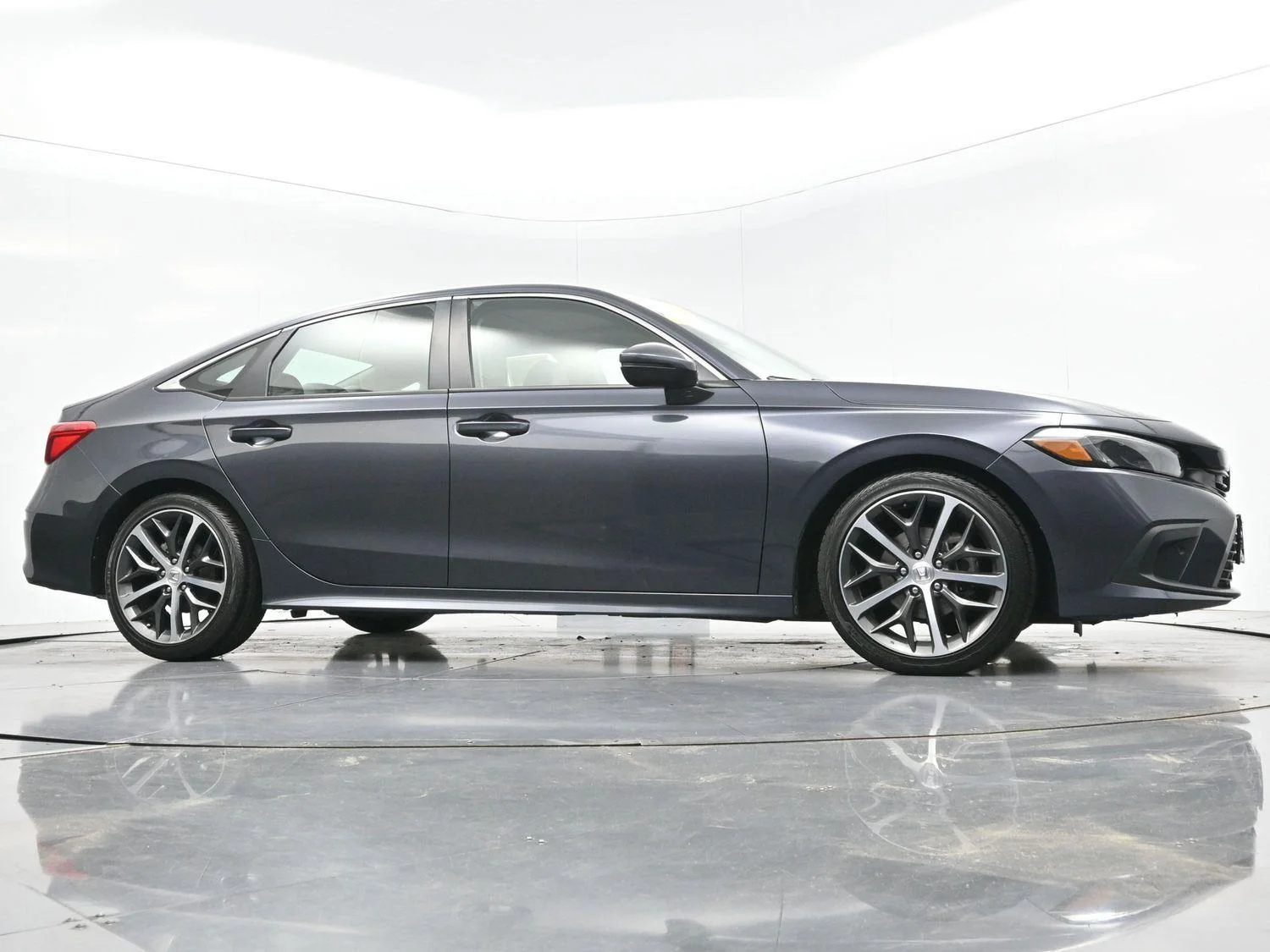 Used 2024 Meteorite Gray Metallic Honda Touring image 48