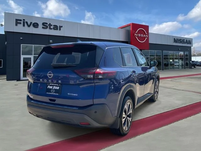 Used 2022 Blue Nissan SV image 6
