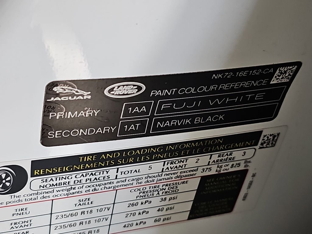 Used 2023 White Land Rover S image 39