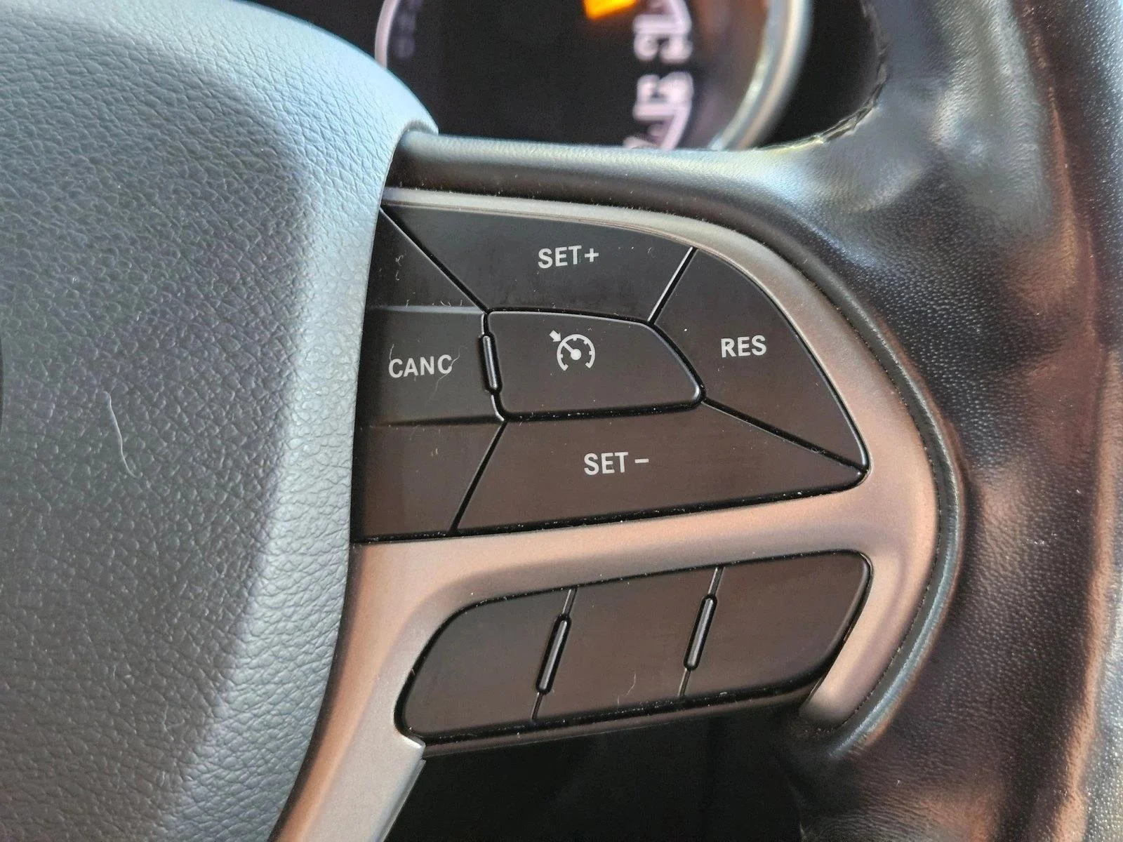 Used 2020 Bright White Clearcoat Jeep Laredo E image 12