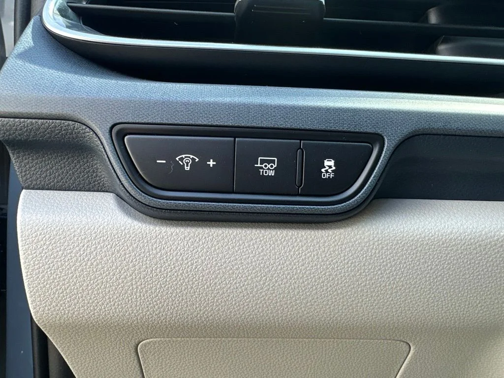 New 2026 White Kia EX image 8