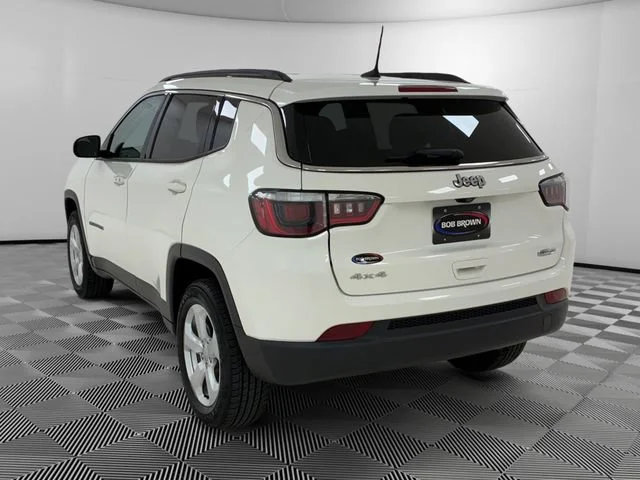 Certified Used 2019 White Jeep Latitude 4x4 image 3