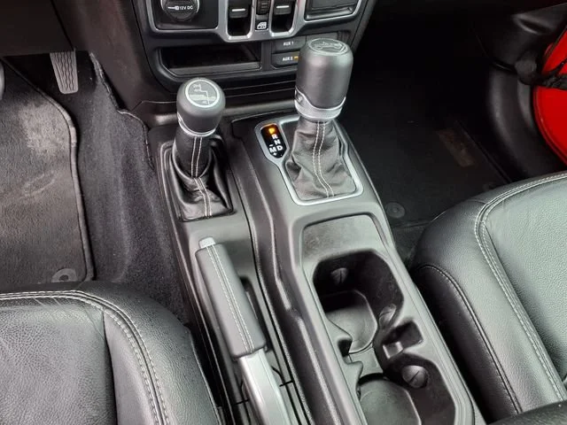 2018 Jeep All-New Wrangler Unlimited Sahara - Photo 10