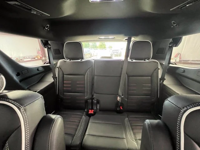 2025 GMC Yukon AT4 Ultimate - Photo 14