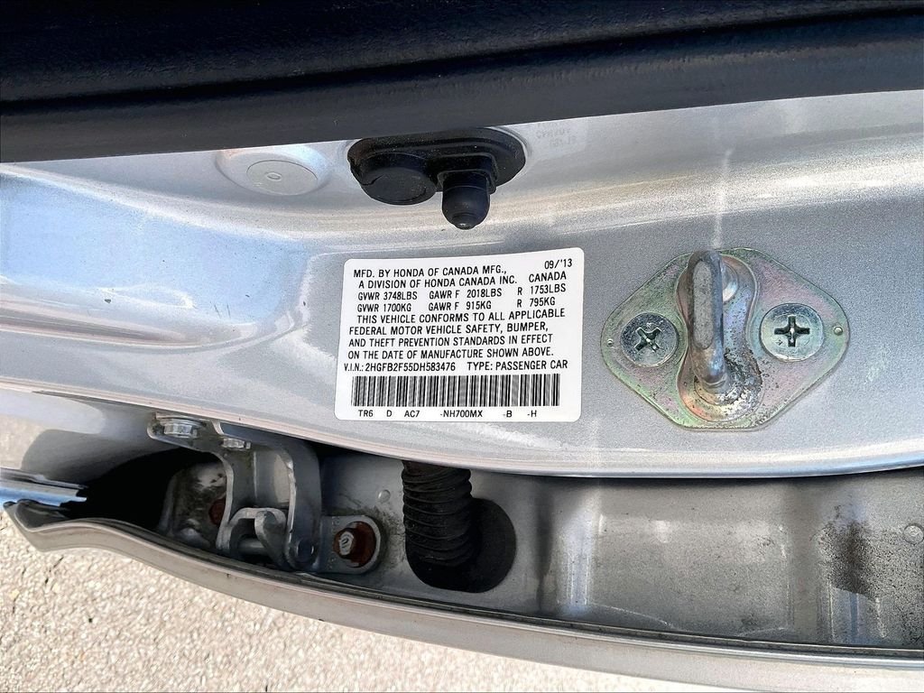 Used 2013 Silver Honda LX image 30