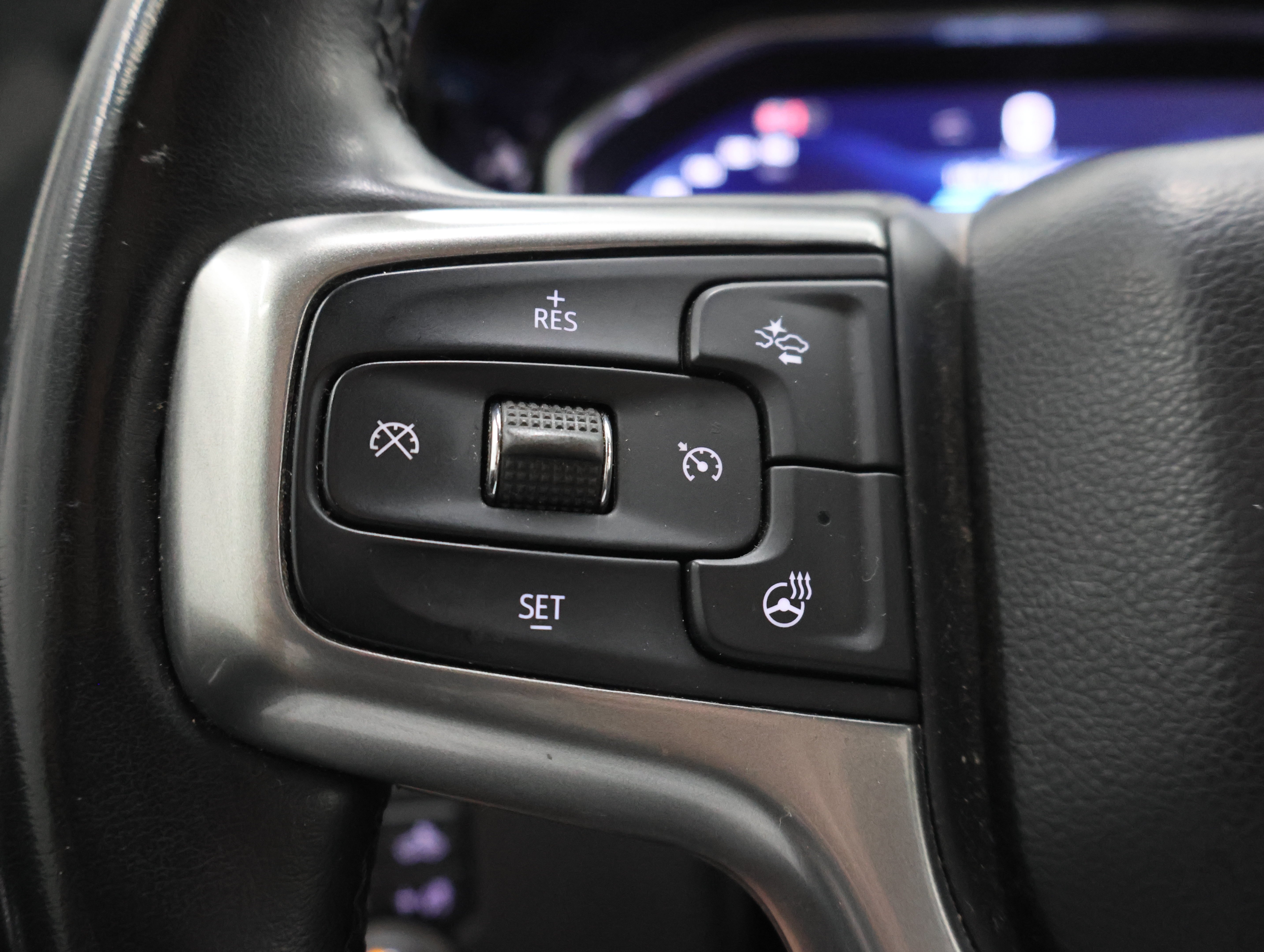Used 2024 Black Chevrolet 4x4 Crew Cab LTZ Z71: CREW-SHORT-LTZ-MIDNIGHT-CONVENIENCE II-DIESEL-1 OWNER image 15