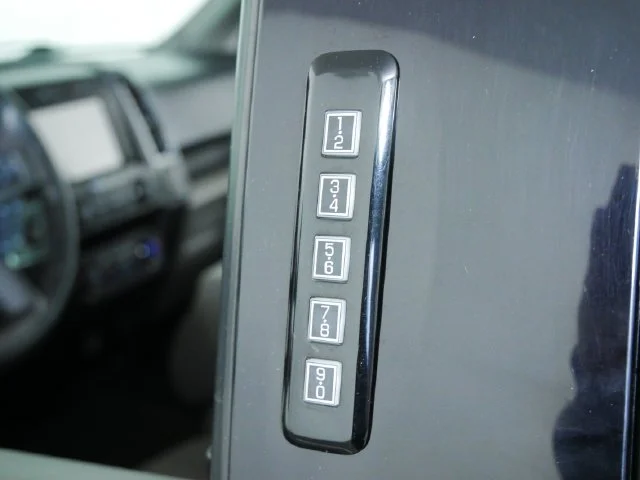 Certified Used 2020 Black Ford XLT image 19