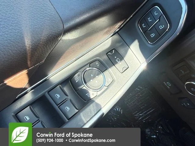 New 2026 Agate Black Metallic Ford King Ranch image 19