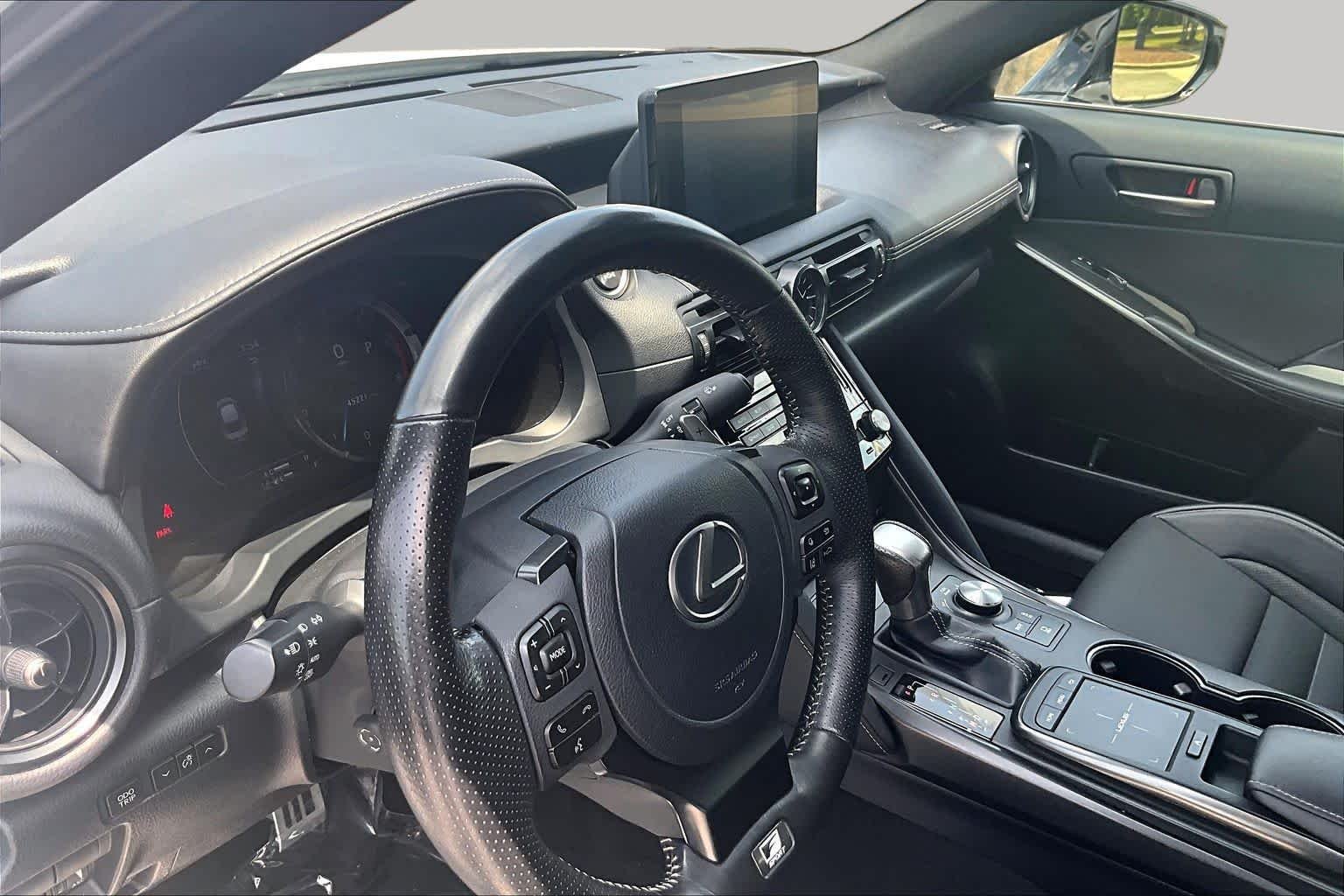 Used 2023 Ultra White Lexus F SPORT image 18