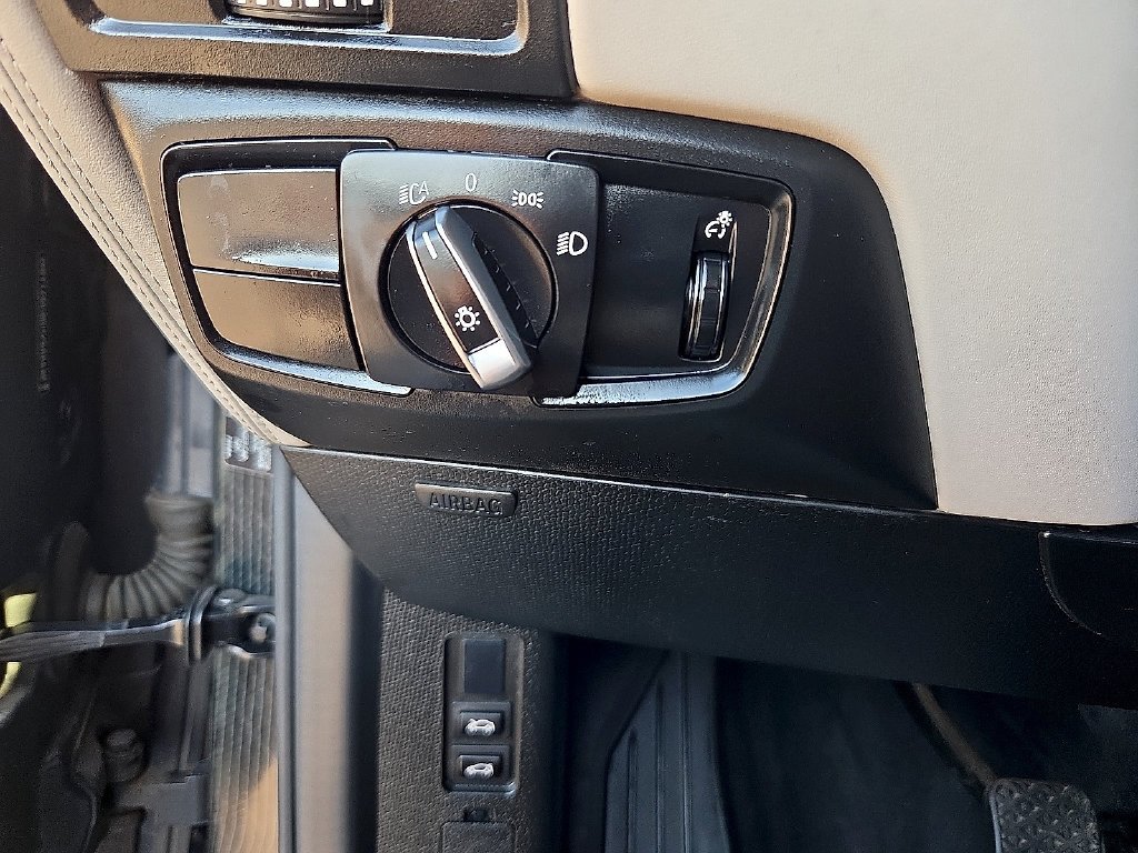 Used 2017 Gray BMW 94Ah image 22